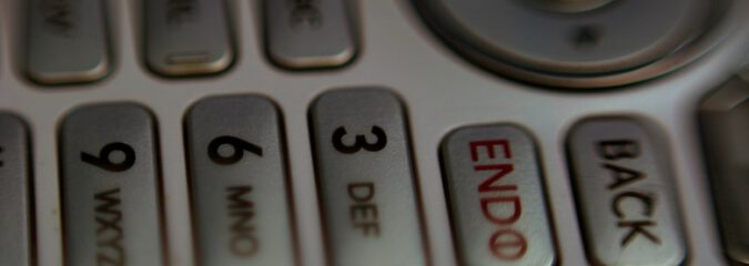 Schreibmaschine: Die SMS-Worterkennung T9 soll unser Leben erleichtern – das gelingt ihr nicht immer Schreibmaschine: Die SMS-Worterkennung T9 soll unser Leben erleichtern – das gelingt ihr nicht immer