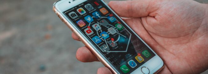 „Kein Start-up scheitert, weil Apple oder Google strenge Regeln haben“ „Kein Start-up scheitert, weil Apple oder Google strenge Regeln haben“