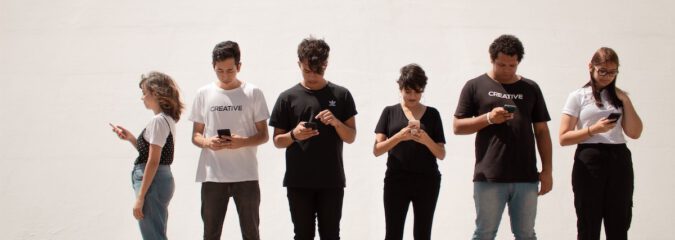 Was wäre, wenn … wir mit unseren Smartphones abstimmen könnten? Was wäre, wenn … wir mit unseren Smartphones abstimmen könnten?