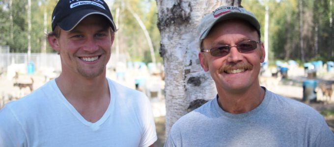 Familienduell beim härtesten Schlittenrennen der Welt