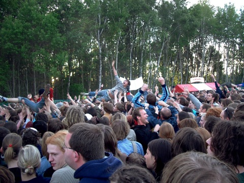 CIMG1576 Indierock zwischen ostdeutschen Wäldchen: das Immergut-Festival